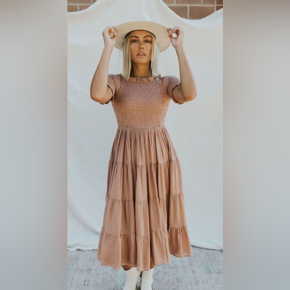 Henly Marlene Swiss Dot Midi in Mauve-Large - Picture 3 of 7